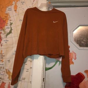 nike crop top